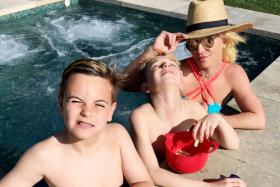 Spears&#039; sons &#039;make sure nobody messes&#039; with her