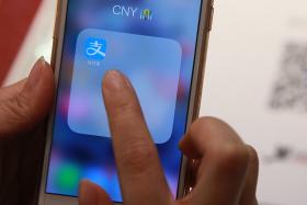 China's Alipay inks deal with Singapore start-up