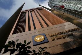 MAS 'in no rush' to tweak exchange rate policy