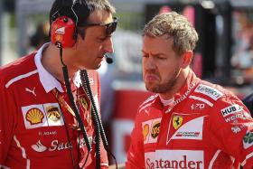 Rosberg, Hamilton feel for troubled Vettel
