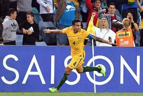 Cahill double saves Australia&#039;s day