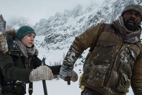 Movie Review: The Mountain Between Us
