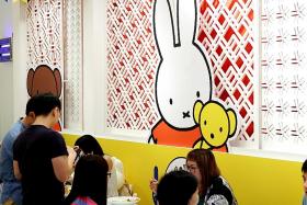 Fans said goodbye to Miffy the rabbit at Japanese-French cafe Kumoya yesterday. 