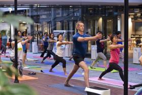 Philips World Yoga Day saw yoga enthusiasts executing vinyasa flows in a controlled and clean indoor air environment.