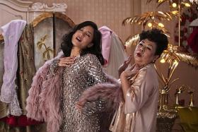 Koh Chieng Mun on speaking full-on Singlish in Crazy Rich Asians