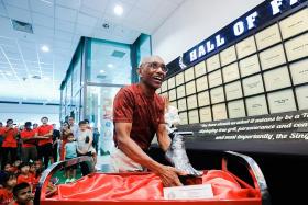 Former national sprinter C. Kunalan honoured with hand and foot casts
