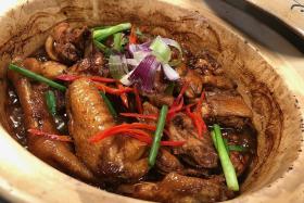 Hed Chef: Mui heong sesame oil chicken
