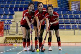 Lim sisters aiming to shine at SEA Games indoor hockey competition