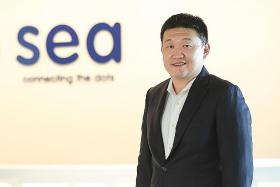 Founder of tech giant Sea Forrest Li named Businessman of the Year