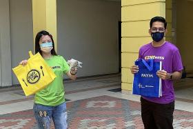 I Belanja You initiative by youth volunteers helps hawkers, riders