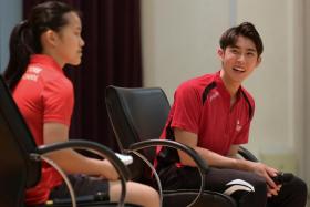 Loh Kean Yew (right) attends an engagement session with student-athletes at the Singapore Sports School on Dec 29, 2021.