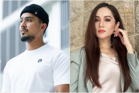 Malaysia-based Singaporean actor Aliff Aziz has agreed to stop working with Malaysian actress Sophia Albarakbah in future projects. 
