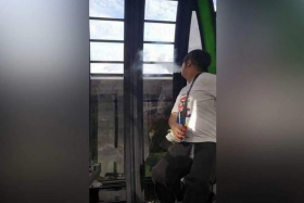 Men filmed vaping in cable car identified, more apparatus found at their homes