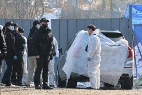 Police officers at the scene where South Korean actor Lee Sun-kyun was found dead on Dec 27.
