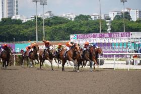Pacific Spirit (No. 3) hitting the front under the urgings of Vlad Duric in the Class 5 Division 2 race (1,600m) on March 17. Khao Manee (Marc Lerner, red winkers) issued a late challenge but failed to peg Pacific Spirit back.