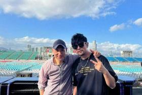 Jay Chou (right) posts a photo with Jacky Cheung on social media on May 4, 2023.
