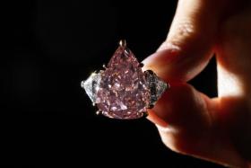 At over 18 carats, the Fortune Pink is the largest pear-shaped diamond of its quality to be offered for sale at auction.