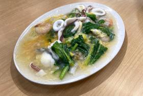 Hong Kong Street Family Restaurant Bedok offers quality food at affordable prices.