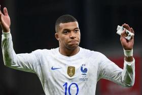 Kylian Mbappe is one of the few players who has played two 90 minutes in three days.