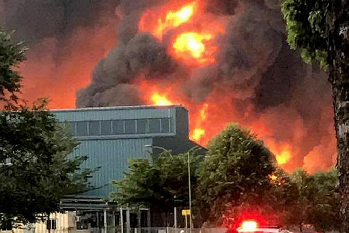 Monster Tuas Blaze Put Out After 4 Hours No One Hurt Latest Singapore News The New Paper