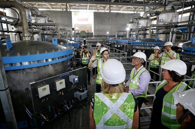 Upgraded water treatment plant helps Singapore tackle climate change - The New Paper