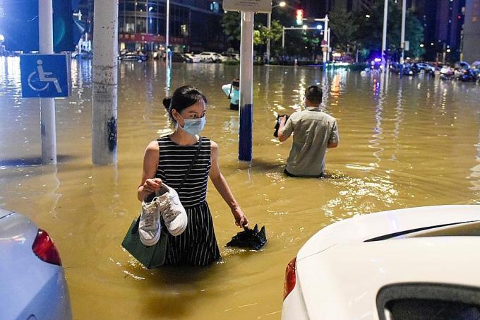 78 dead or missing in China storms and floods - The New Paper